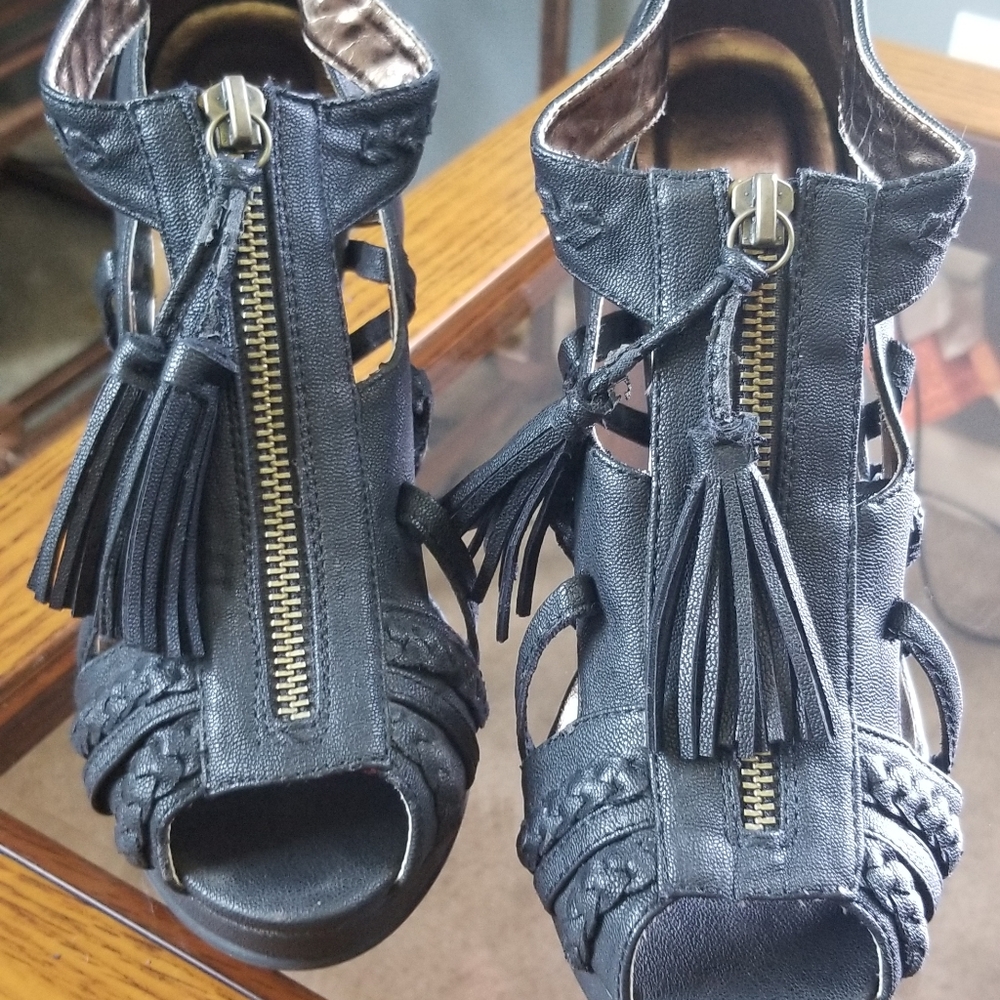 Womens dress shoes